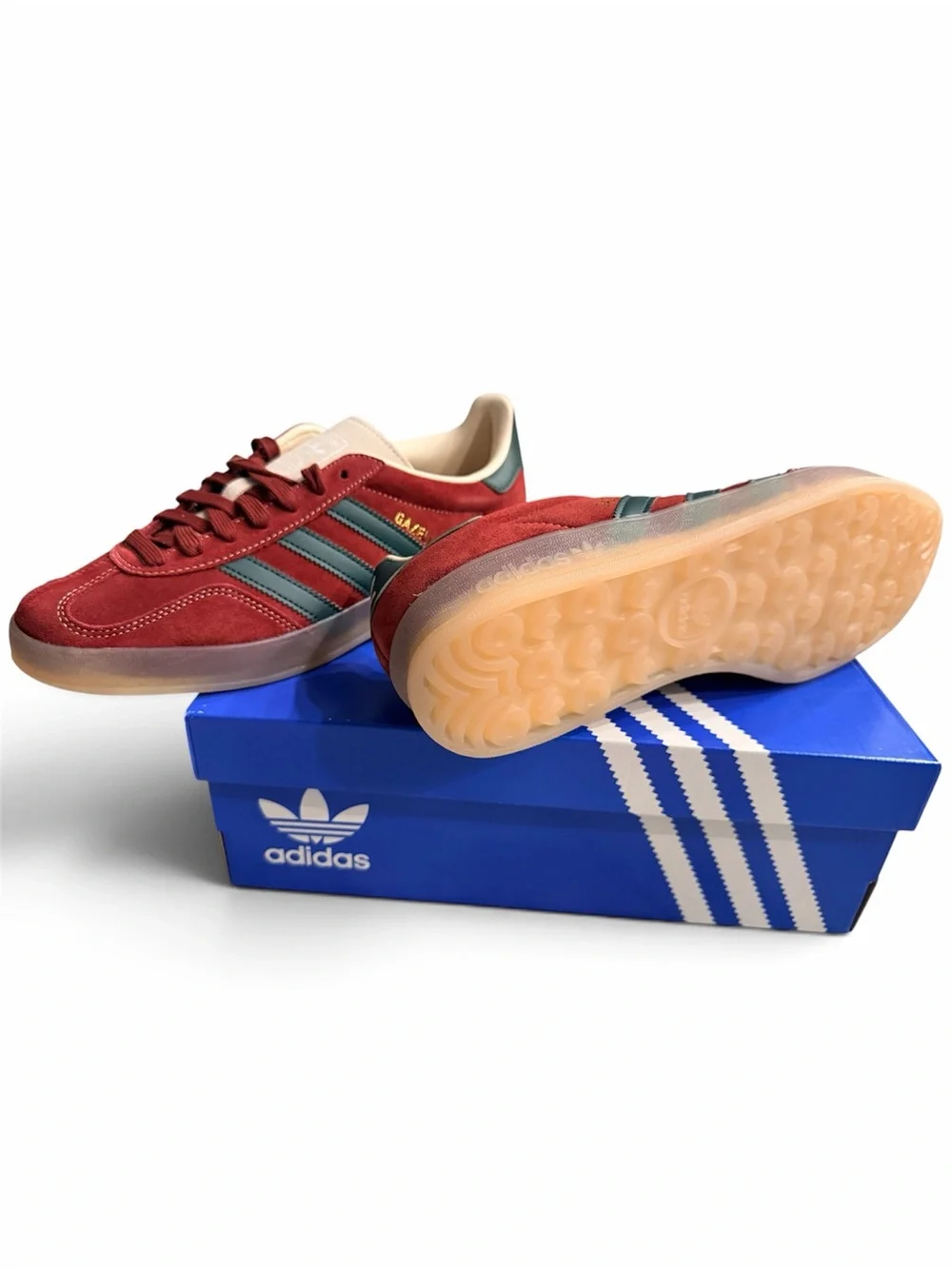 NWT Adidas Gazelle Men’s Sz.9 10.5 Wmns Suede Sneakers Retail: $120